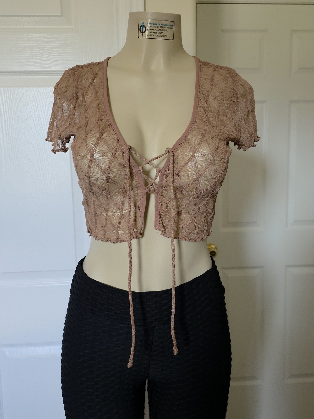 Bozzolo Lace Crochet Tie-Front Crop Top in Mauve